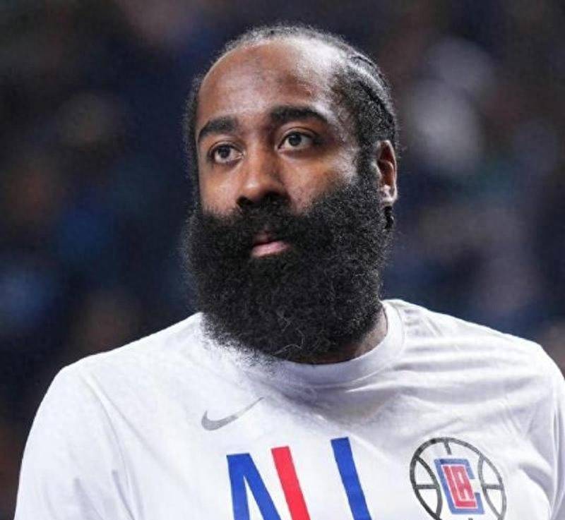 关于凯泽斯劳滕球员受伤无法出战重要比赛的信息