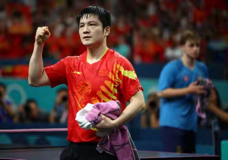 爱游戏体育官网-柏林联盟队力克对手成功夺冠