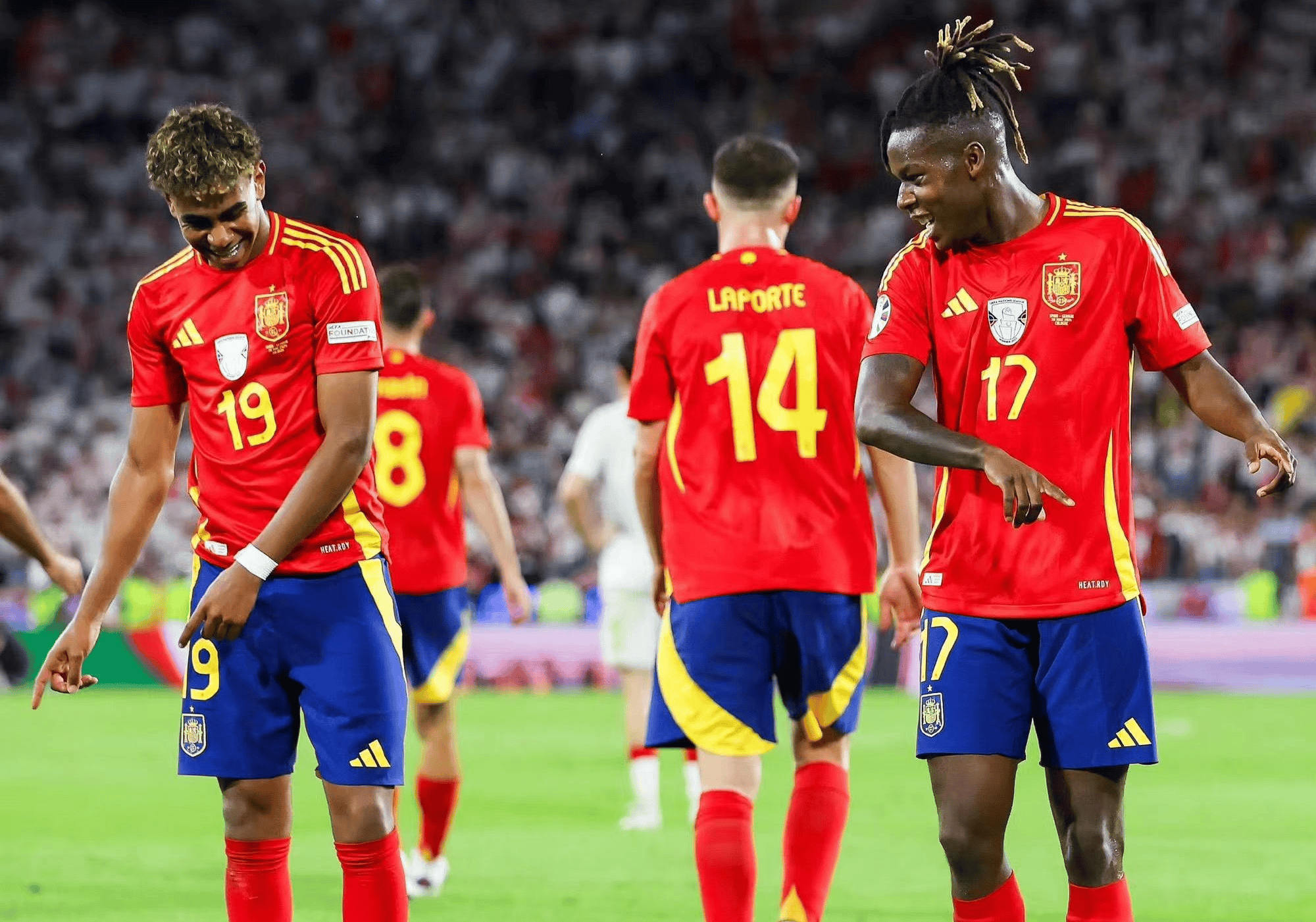 爱游戏-欧国联四强交锋激烈进行，弱者被无情淘汰的简单介绍