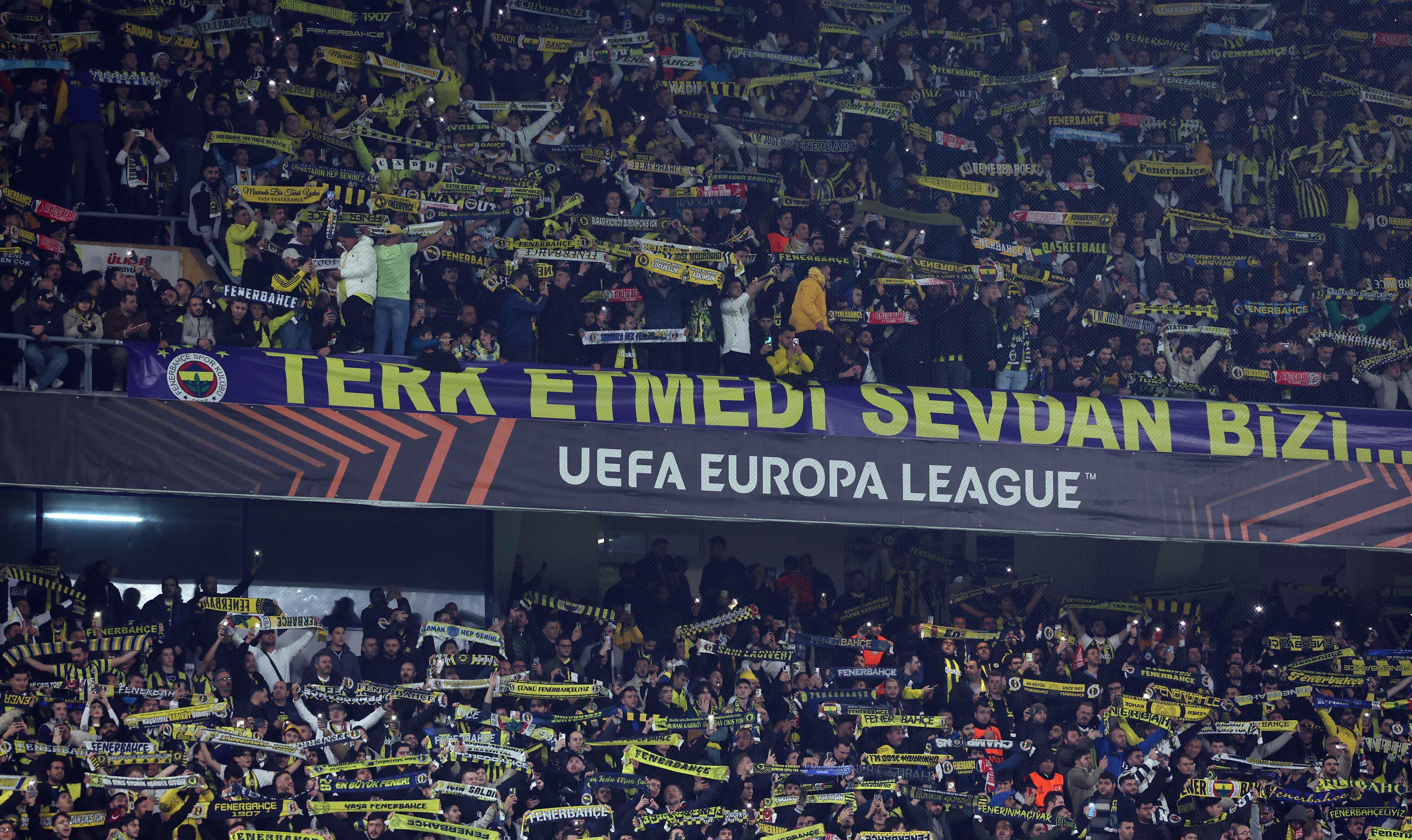 爱游戏体育官网-里昂主场告捷，继续追赶领先球队