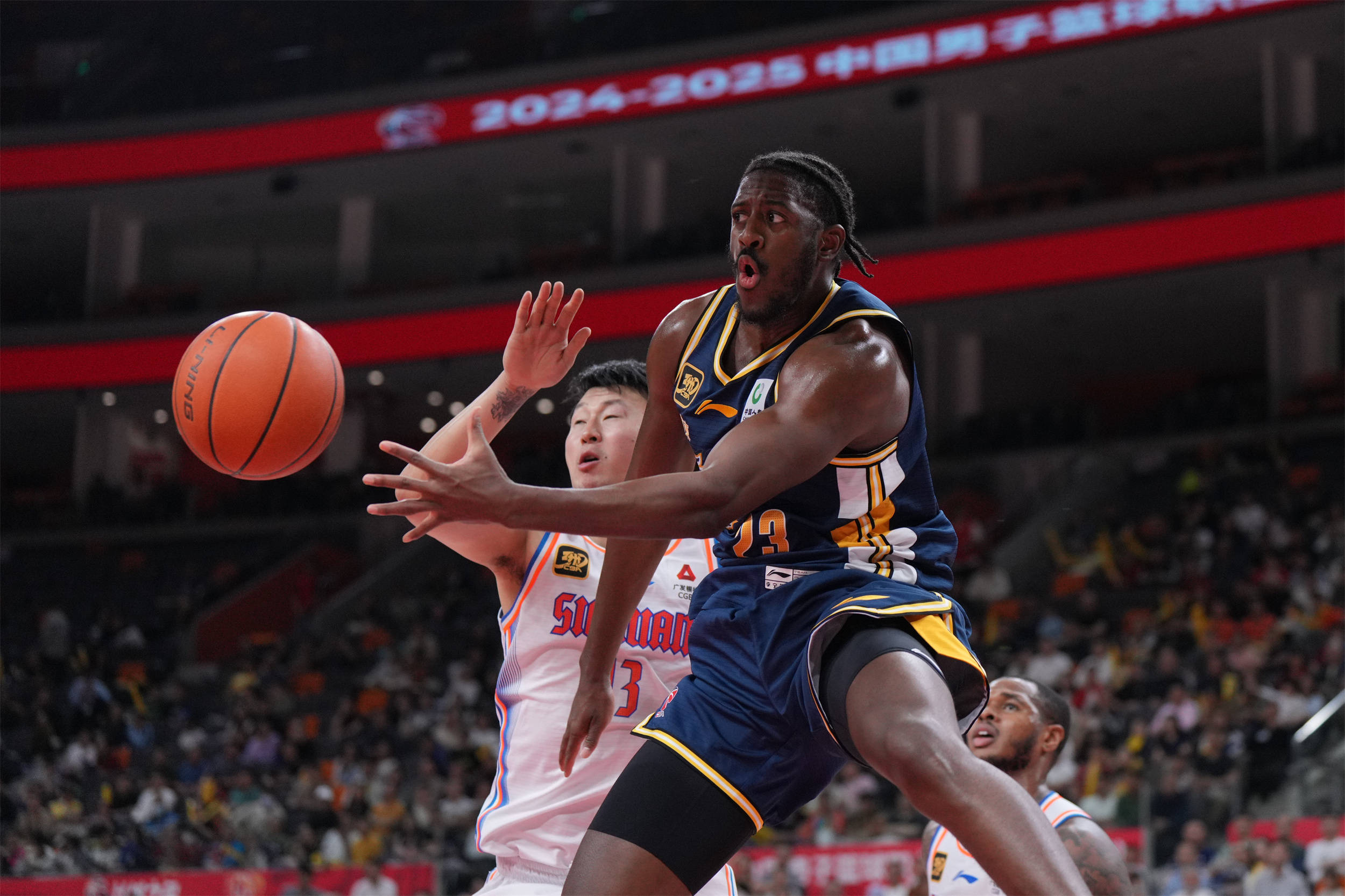 爱游戏中国官网-关于广东男篮准备迎战四川队，备战进行中的信息