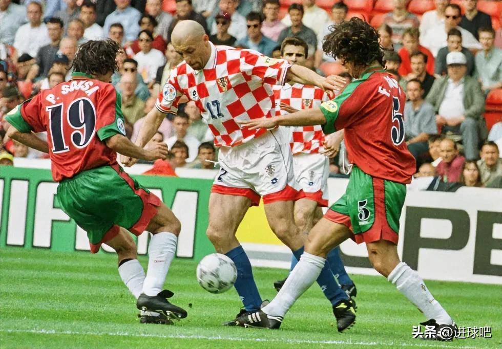 关于克罗地亚队迎战苏格兰队，双方都雄心勃勃的信息