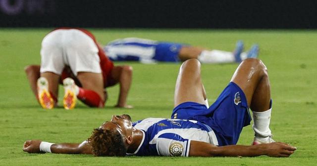 非洲球队队长受伤下场,球队实力受损的简单介绍 非洲球队队长受伤下场,球队实力受损的简单介绍