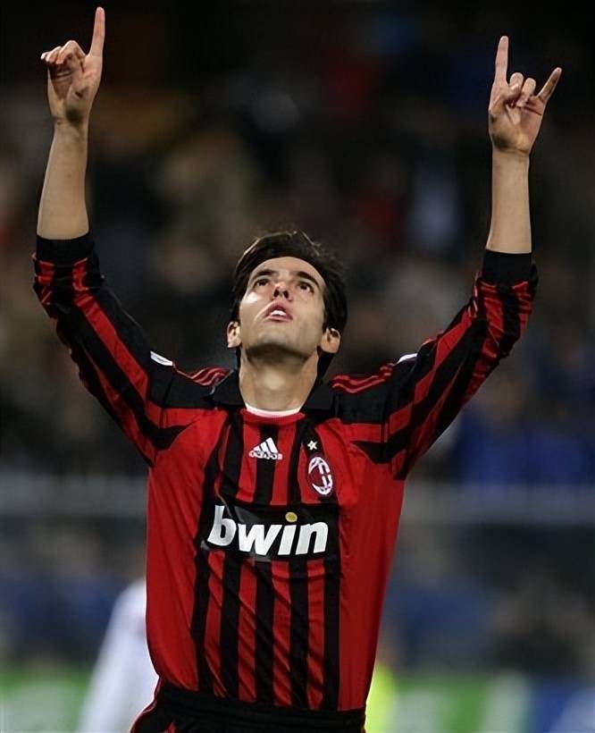 爱游戏app下载-关于桑普多利亚客场大胜，重返胜利列车的信息