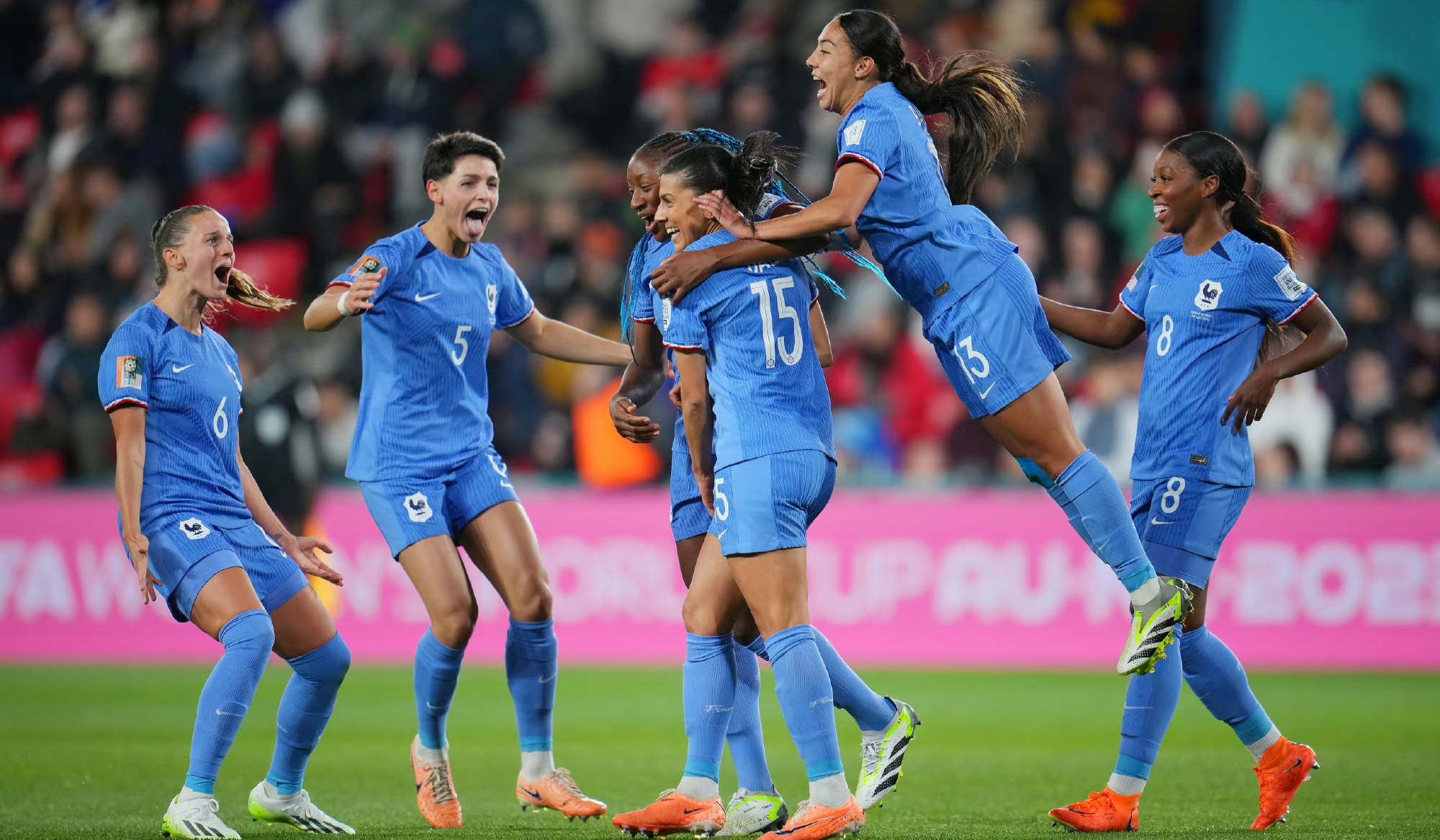 哥伦比亚女足实力强悍，锁定晋级的简单介绍