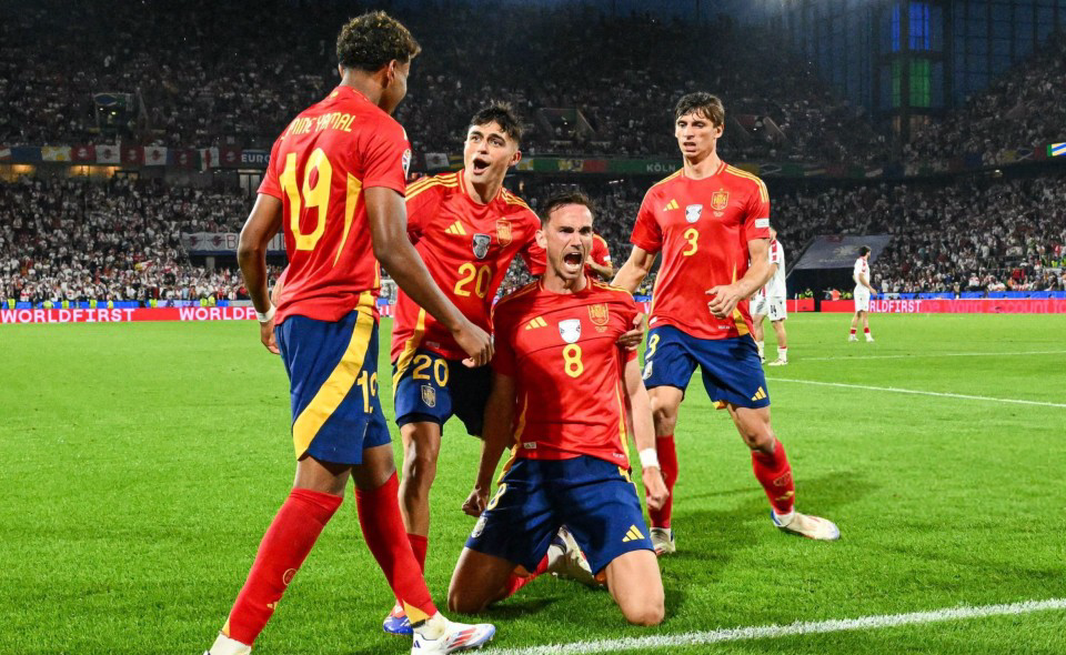 爱游戏官方入口-丹麦胜出点球大战，成功晋级四强