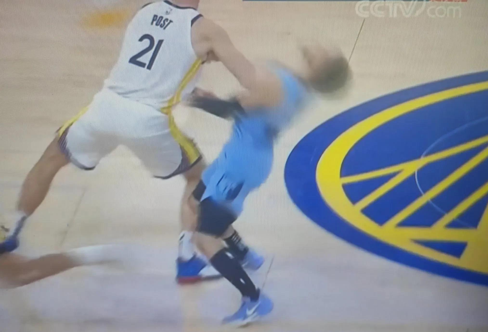 爱游戏中国官网-包含灰熊队防守火热，成功打破对手攻势的词条