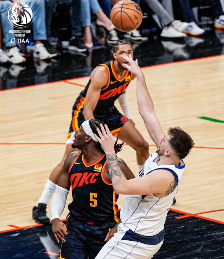 独行侠队战胜快船，晋级西决