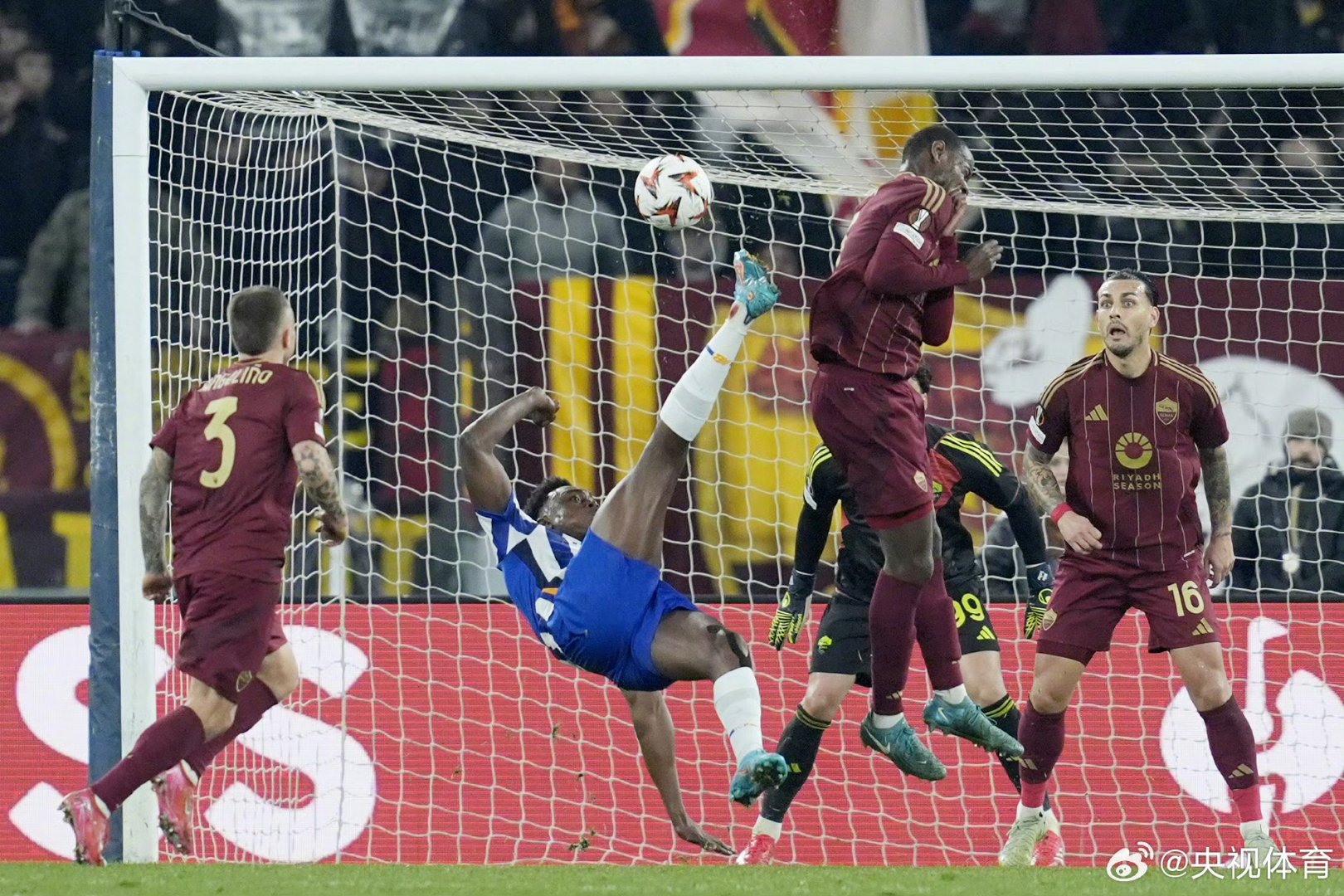 基辅迪纳摩梦碎欧冠，淘汰赛落幕的简单介绍