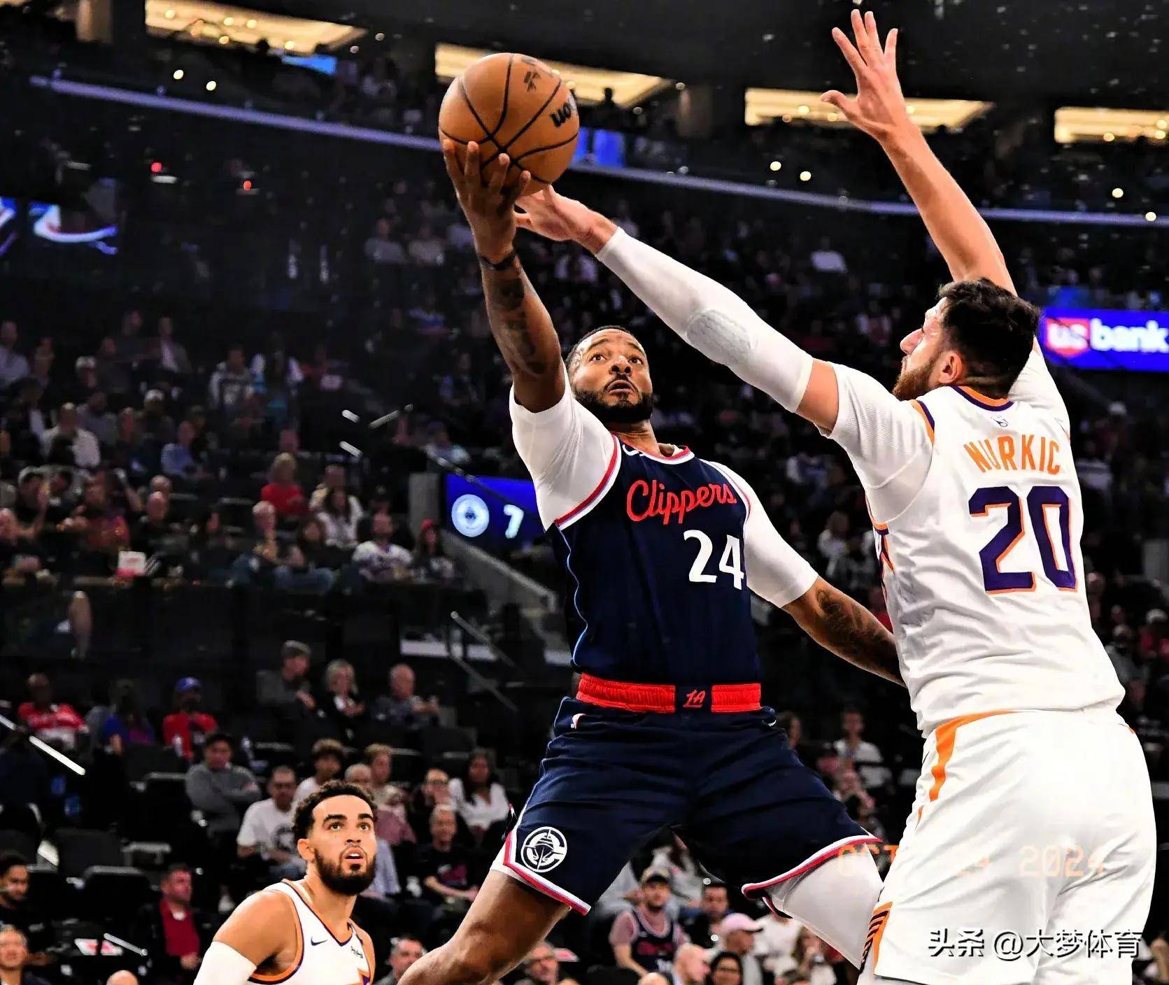 快船遭遇雷霆逆转，球员受伤退出